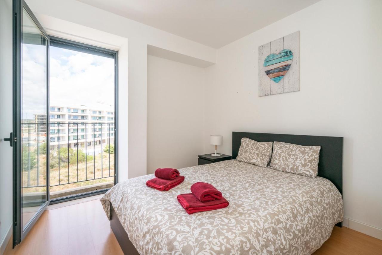 Bright & Spacious 2 Bed Flat 2 Bath W Garage In Lagos Marina Exterior photo